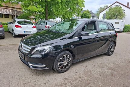 Mercedes-Benz B 180 Gebrauchtwagen