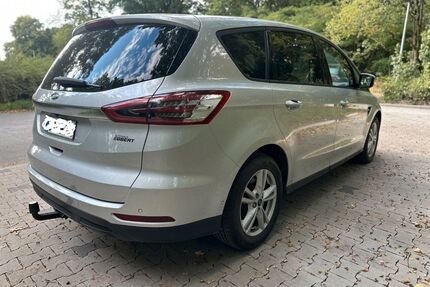 Ford S-Max Gebrauchtwagen