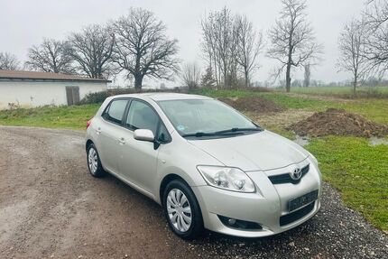 Toyota Auris Gebrauchtwagen