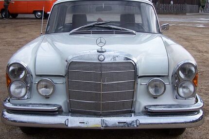 Mercedes-Benz 230 Gebrauchtwagen