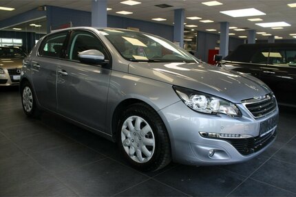 Peugeot 308 1.2 PureTech 110 Active - AHK - Gebrauchtwagen