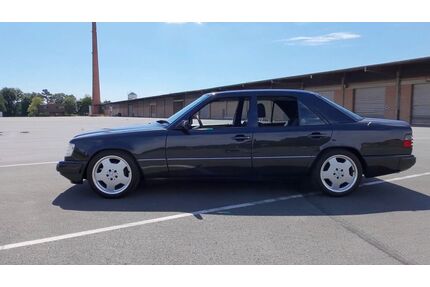 Mercedes-Benz 230 Gebrauchtwagen