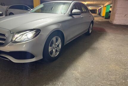 Mercedes-Benz E 220 Gebrauchtwagen