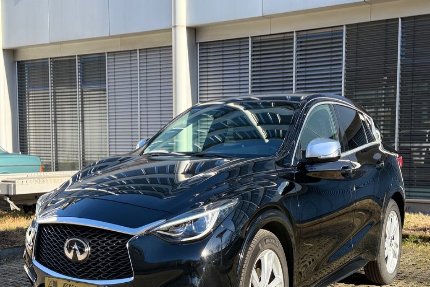 INFINITI Q30 Gebrauchtwagen