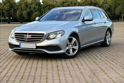 Mercedes-Benz E 220 Gebrauchtwagen