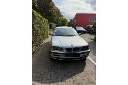 BMW 323 Gebrauchtwagen