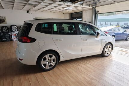 Opel Zafira Tourer Gebrauchtwagen