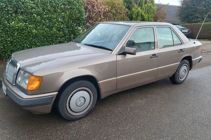 Mercedes-Benz 230 Gebrauchtwagen