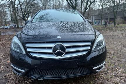 Mercedes-Benz B 180 Gebrauchtwagen