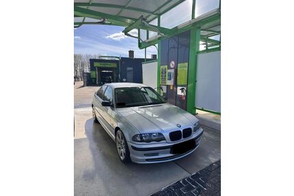 BMW 323 Gebrauchtwagen