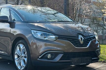 Renault Grand Scenic Gebrauchtwagen
