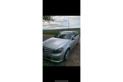 Mercedes-Benz 220 Gebrauchtwagen