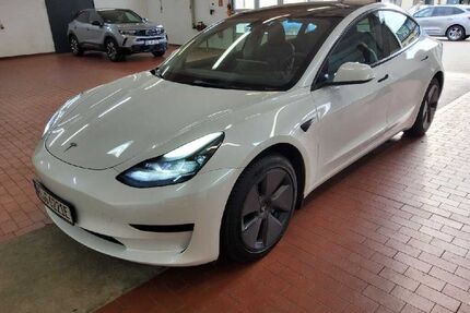 Tesla Model 3 Gebrauchtwagen
