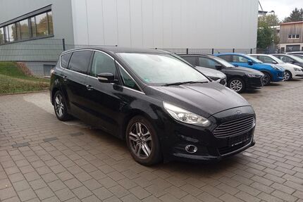 Ford S-Max Gebrauchtwagen