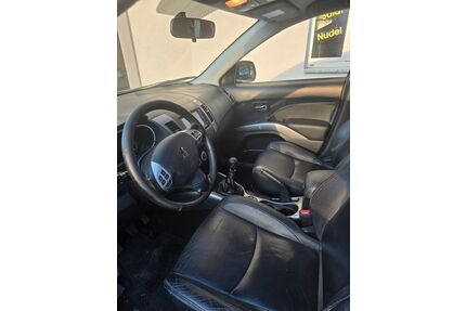 Peugeot 4007 Gebrauchtwagen