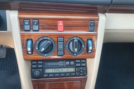 Mercedes-Benz E 200 Gebrauchtwagen