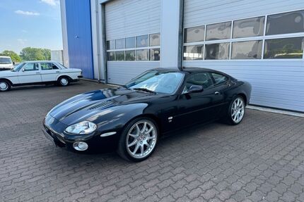 Porsche XKR 