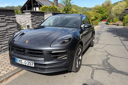 Kia Macan 