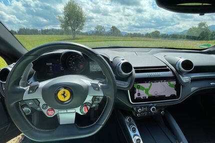 Ferrari GTC4Lusso Gebrauchtwagen