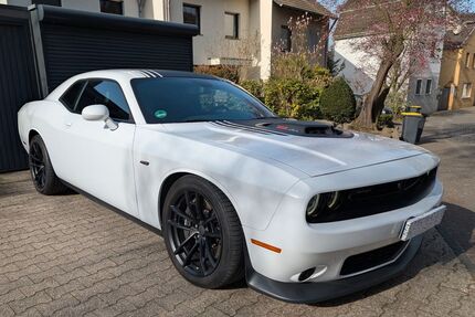 Dodge Challenger Gebrauchtwagen