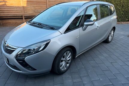 Opel Zafira Tourer Gebrauchtwagen