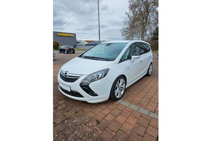 Opel Zafira Tourer Gebrauchtwagen