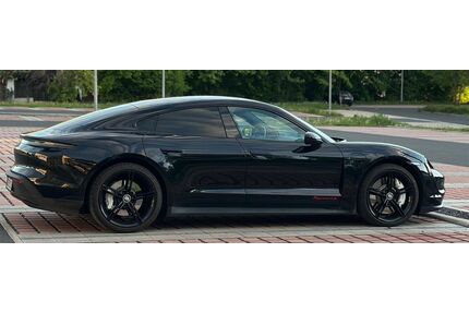 Porsche Taycan Gebrauchtwagen