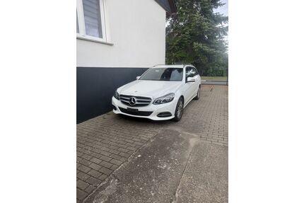 Mercedes-Benz E 220 Gebrauchtwagen