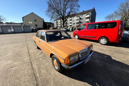 Mercedes-Benz 240 Gebrauchtwagen