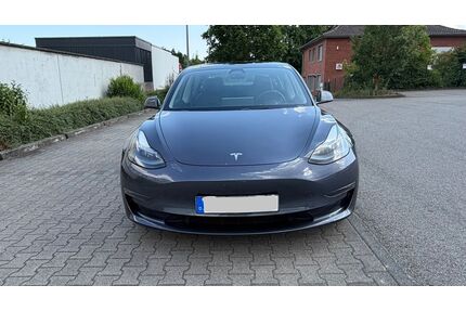 Tesla Model 3 Gebrauchtwagen