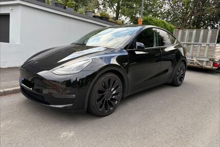 Tesla Model Y Gebrauchtwagen