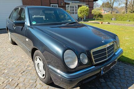 Mercedes-Benz E 240 Gebrauchtwagen
