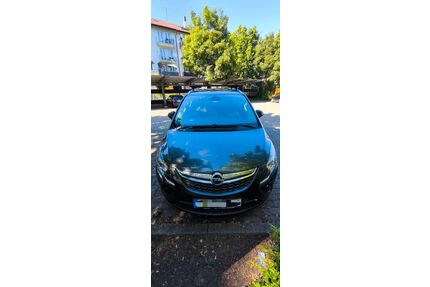 Opel Zafira Tourer Gebrauchtwagen