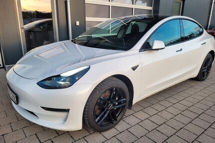 Tesla Model 3 Gebrauchtwagen
