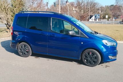 Ford Tourneo Courier Gebrauchtwagen