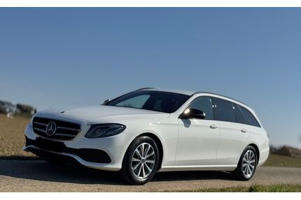 Mercedes-Benz 220 Gebrauchtwagen