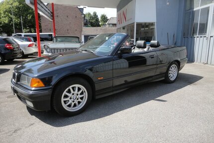 BMW 318i Exclusiv Edition Klimatr.Leder SHZ PDC 