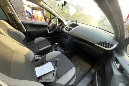 Peugeot 207 Gebrauchtwagen