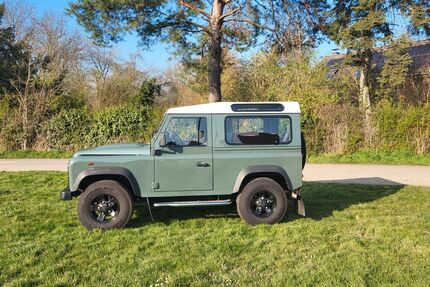 Land Rover Defender Gebrauchtwagen