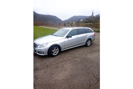 Mercedes-Benz E 220 Gebrauchtwagen