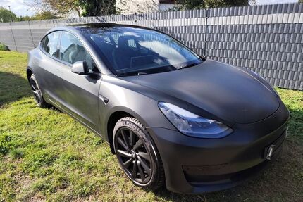 Tesla Model 3 Gebrauchtwagen