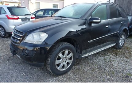 Mercedes-Benz ML 320 CDI PDC AHK Leder Ganzjahresreifen Gebrauchtwagen