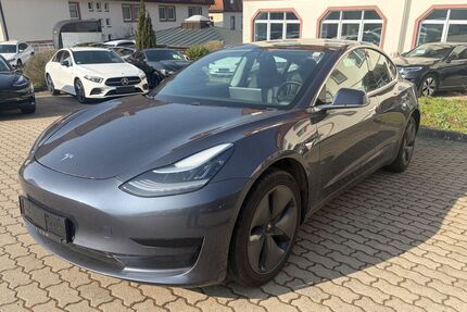 Tesla Model 3 Gebrauchtwagen
