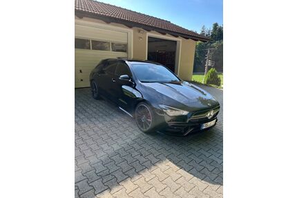 Mercedes-Benz CLA 35 AMG Shooting Brake Gebrauchtwagen