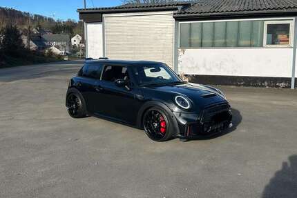 VW John Cooper Works 