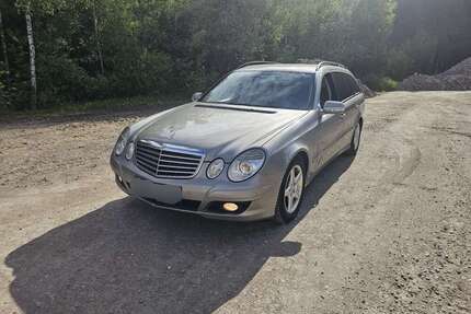 Mercedes-Benz 320 