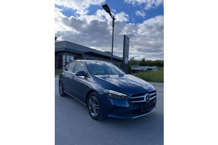 Mercedes-Benz B 220 Gebrauchtwagen
