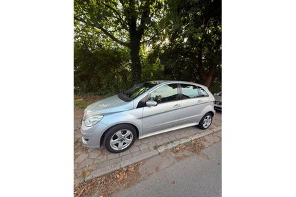 Mercedes-Benz B 200 Gebrauchtwagen