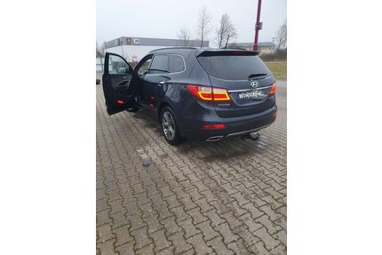 Hyundai Grand Santa Fe Gebrauchtwagen