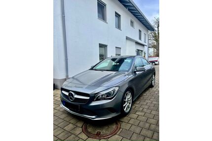 Mercedes-Benz CLA 180 Gebrauchtwagen